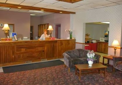Alma Comfortable Inn and Shifters Restaurant - From Web Listing (newer photo)